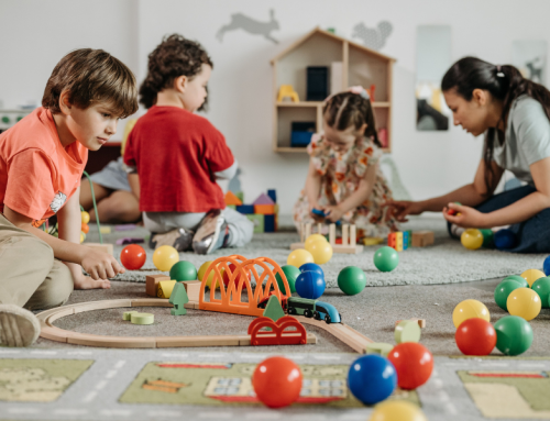 Quelles sont les conditions pour travailler avec des enfants lors de son séjour en Australie ?
